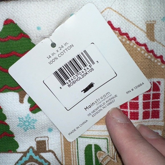 Festive Holiday Dish Towel with Gingerbread and House Design - Picture 2 of 3